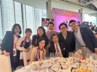 Alumni, Master Prof Suk-Ying WONG (seated, left) and former Master Prof Kenneth YOUNG (seated, right)